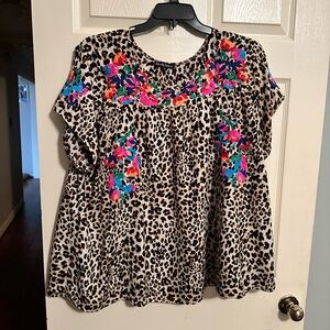 Adorable Mexican flare with leopard print